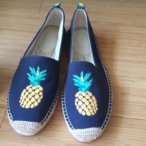 NWT Vera Bradley Embellishes Espadrilles